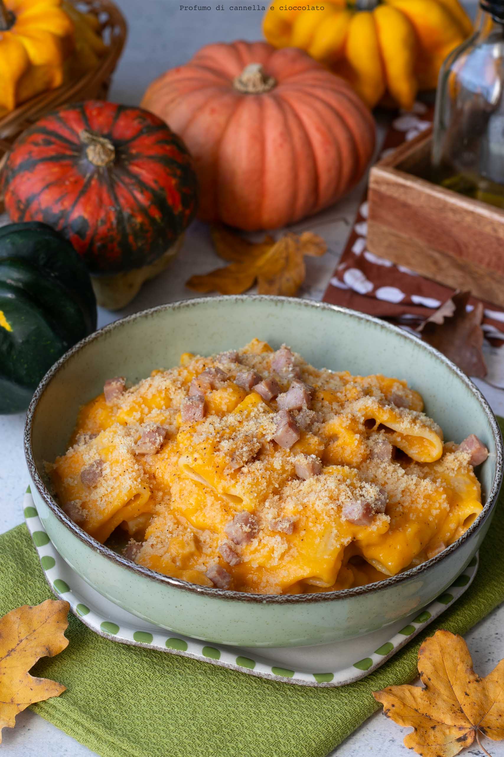 Pasta alla zucca con prosciutto e provola Pasta alla zucca con prosciutto e provola