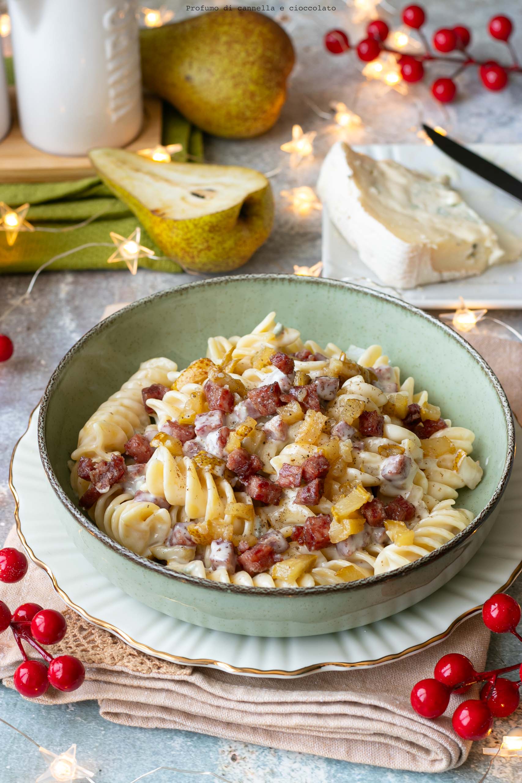 Pasta gorgonzola cotechino e pere caramellate