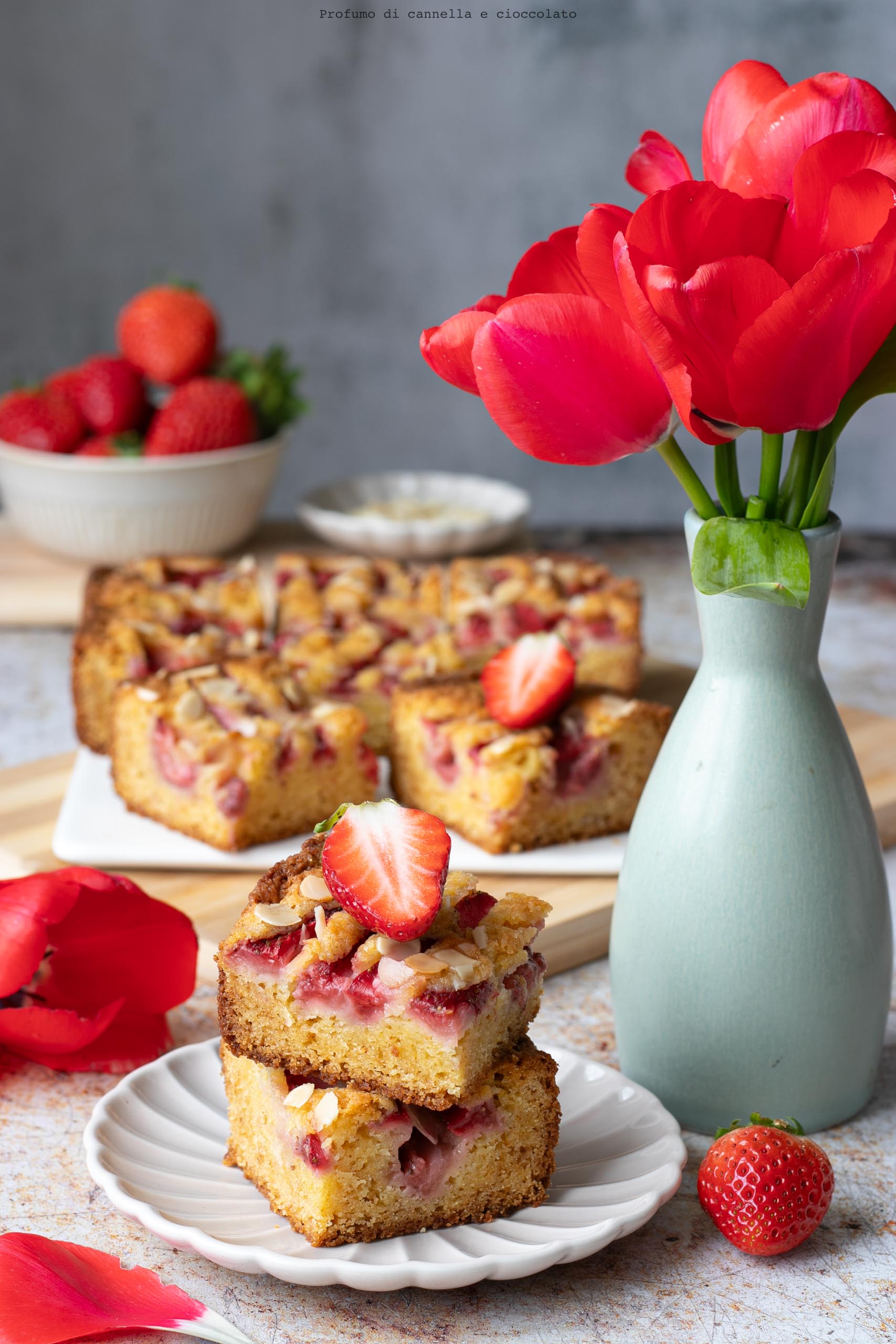Blondies alle fragole