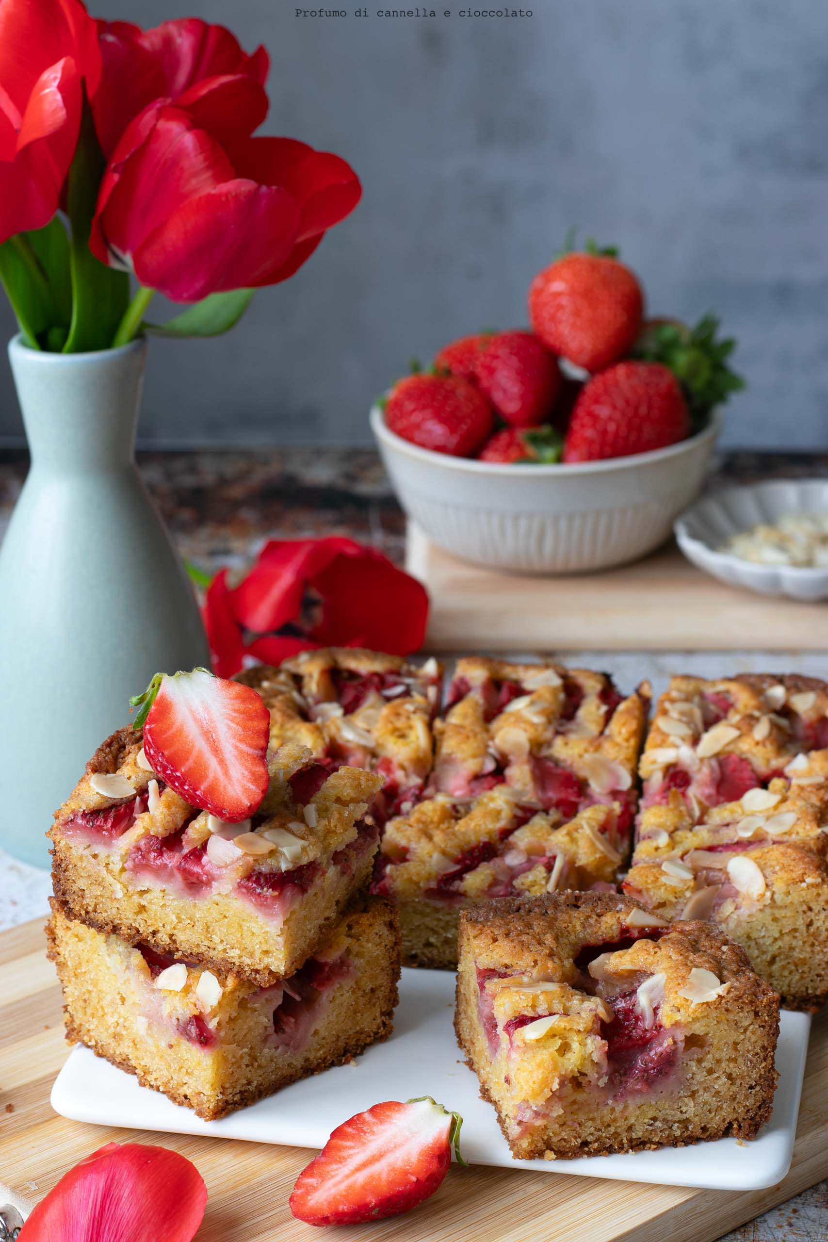 Blondies alle fragole