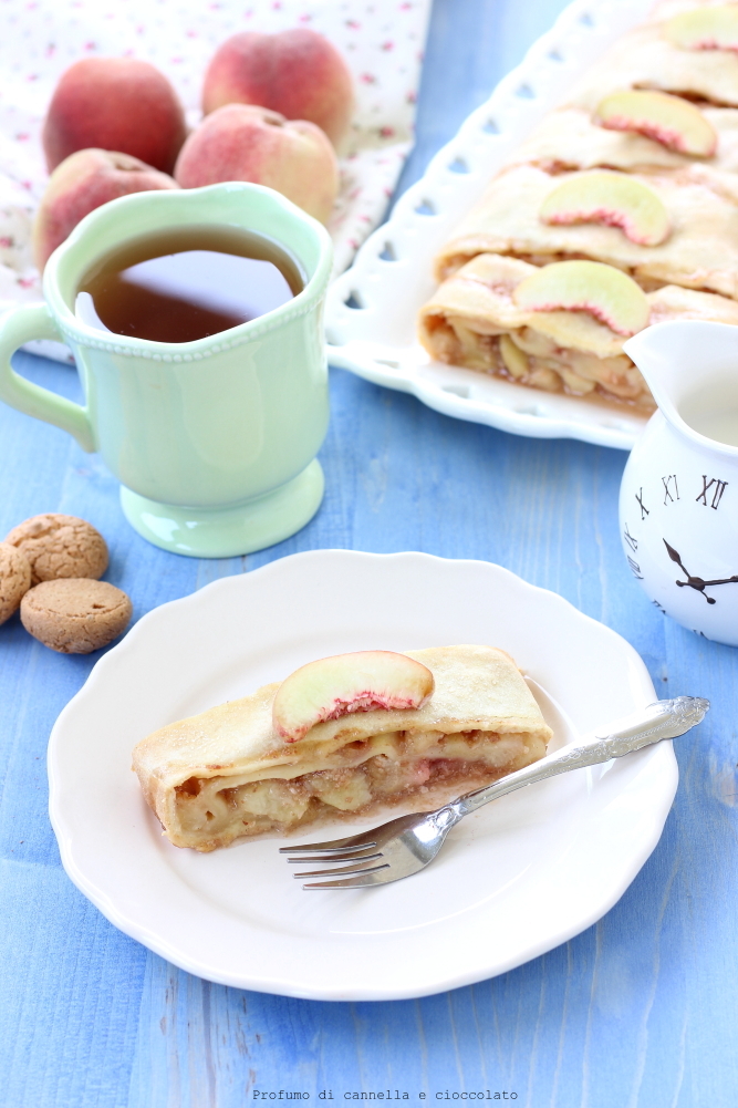 strudel-pesche-e-amaretti-8