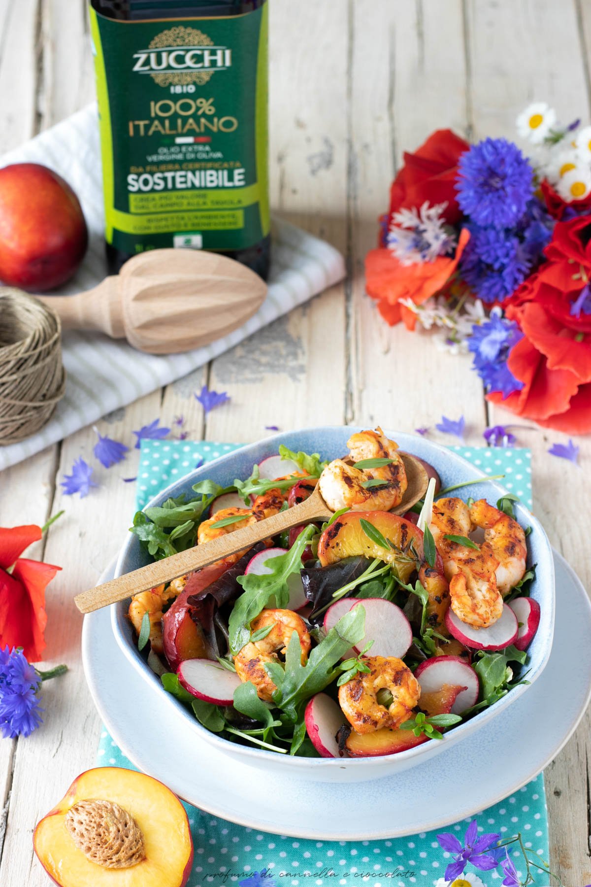 Insalata di pesche e code di gambero