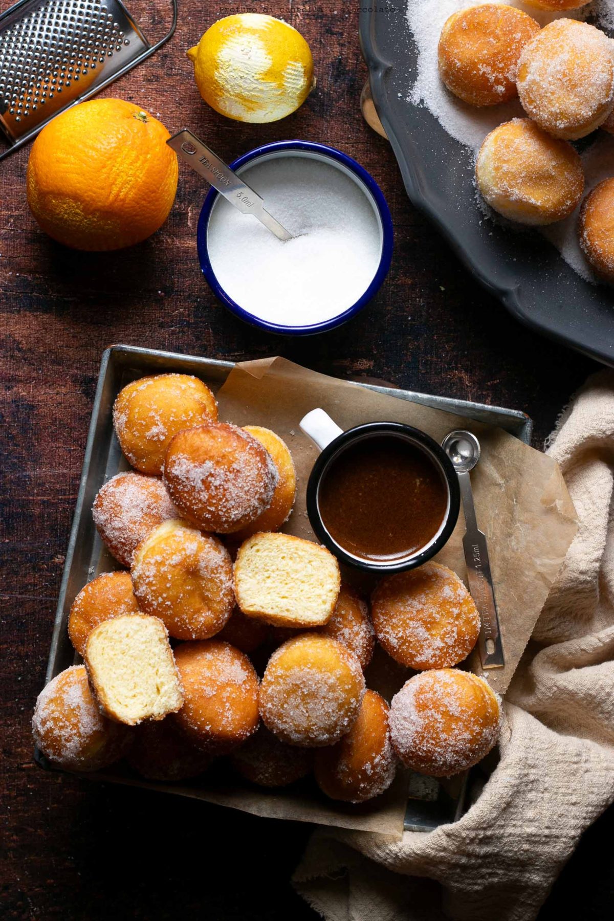 Mini bomboloni