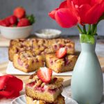 Blondies alle fragole