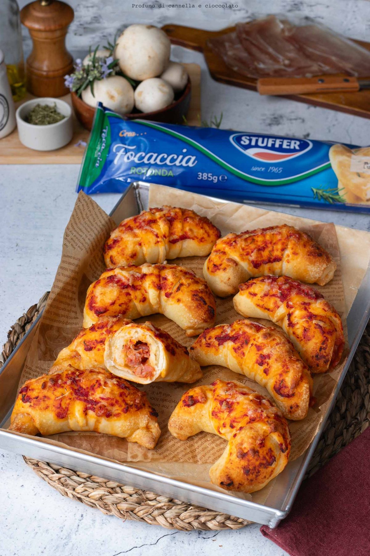 Cornetti salati alla pizzaiola