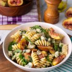 Pasta fredda fichi rucola e gorgonzola piccante